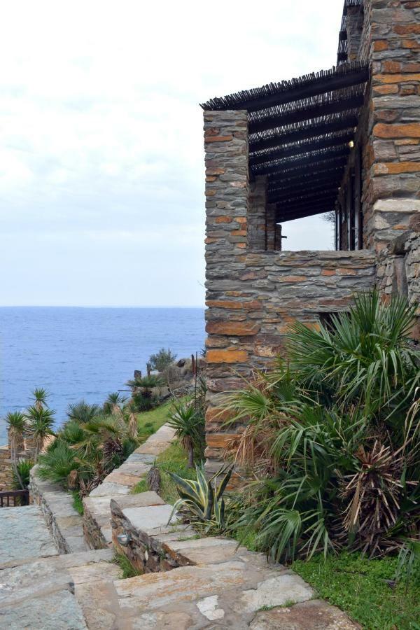 Waterfront Villa Spathi  エクステリア 写真